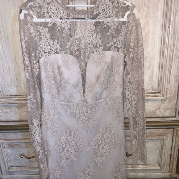 Saylor lace dress - Picture 3 of 5